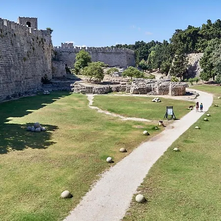 Olive Rhodes Town Διαμέρισμα *